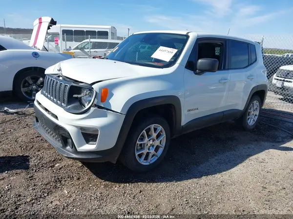 ZACNJDB14PPP59865 2023 JEEP RENEGADE - Image 2