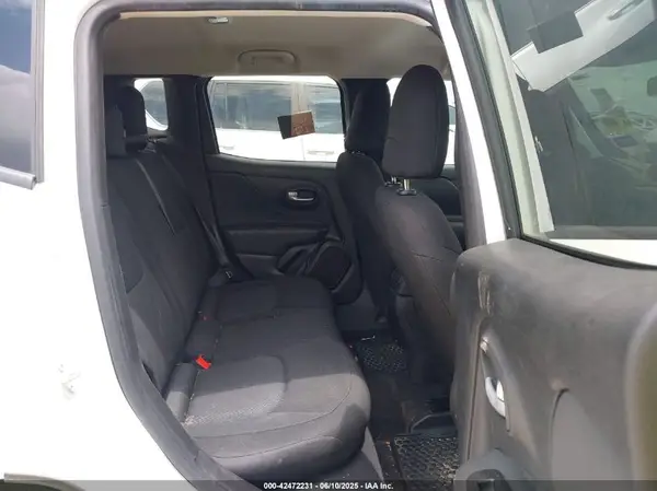 ZACNJDB14PPP59980 2023 JEEP RENEGADE - Image 8