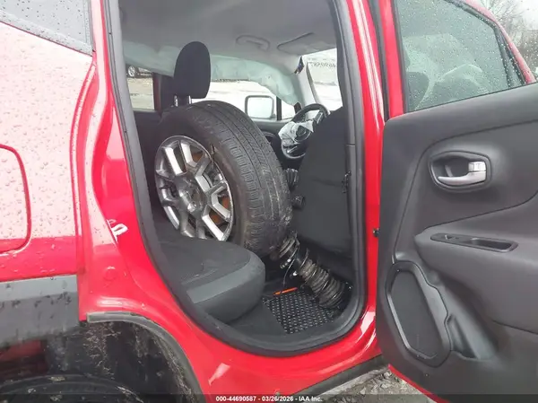 ZACNJDB14PPP60935 2023 JEEP RENEGADE - Image 8