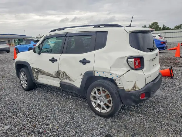 ZACNJDB14PPP70381 2023 JEEP RENEGADE - Image 2