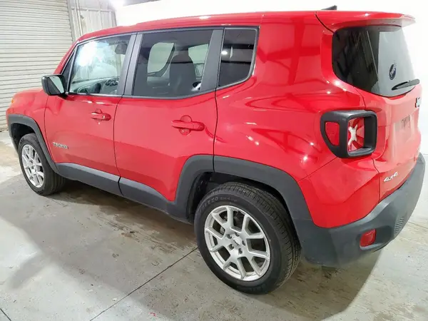 ZACNJDB14PPP70574 2023 JEEP RENEGADE - Image 2