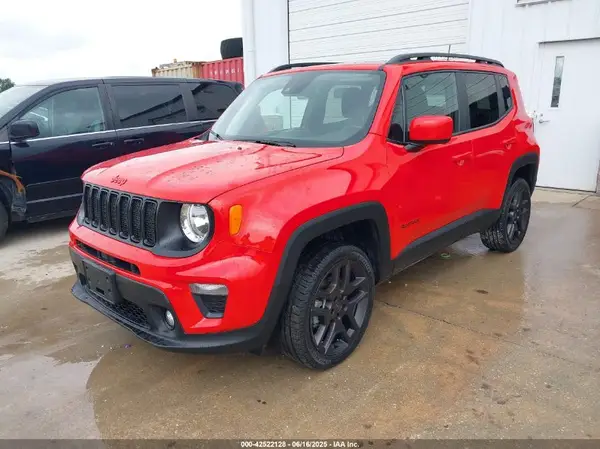 ZACNJDB15NPN64208 2022 JEEP RENEGADE - Image 2