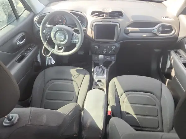 ZACNJDB15NPN72356 2022 JEEP RENEGADE - Image 8