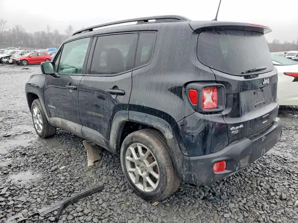 ZACNJDB15NPN78979 2022 JEEP RENEGADE - Image 2