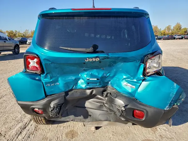 2022 JEEP RENEGADE auction photo 6
