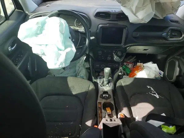 ZACNJDB15NPP01552 2022 JEEP RENEGADE - Image 8