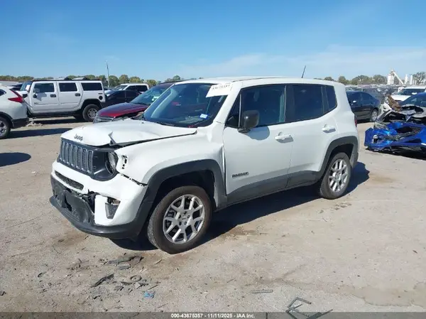 ZACNJDB15PPP21061 2023 JEEP RENEGADE - Image 2