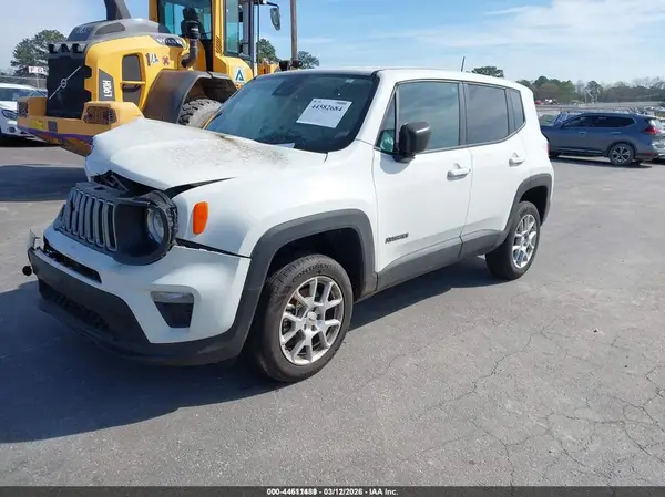 ZACNJDB15PPP43786 2023 JEEP RENEGADE - Image 2