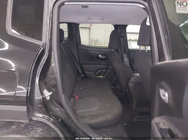 ZACNJDB15PPP43948 2023 JEEP RENEGADE - Image 8