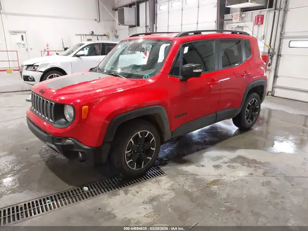ZACNJDB15PPP55520 2023 JEEP RENEGADE - Image 2