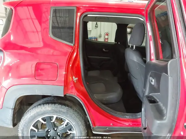 ZACNJDB15PPP55520 2023 JEEP RENEGADE - Image 8