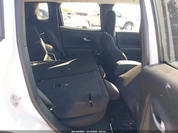 ZACNJDB15PPP67070 2023 JEEP RENEGADE - Image 8