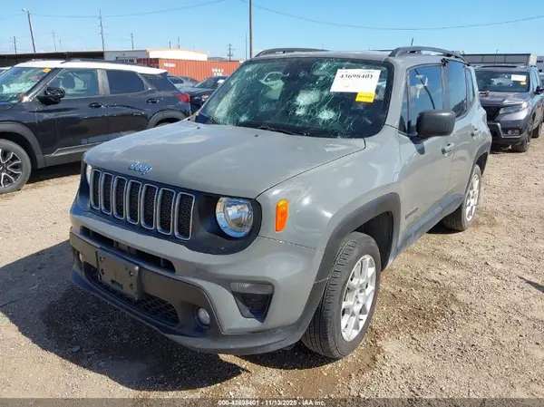 ZACNJDB16NPN48762 2022 JEEP RENEGADE - Image 2
