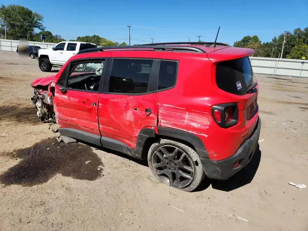 ZACNJDB16NPN53069 2022 JEEP RENEGADE - Image 2