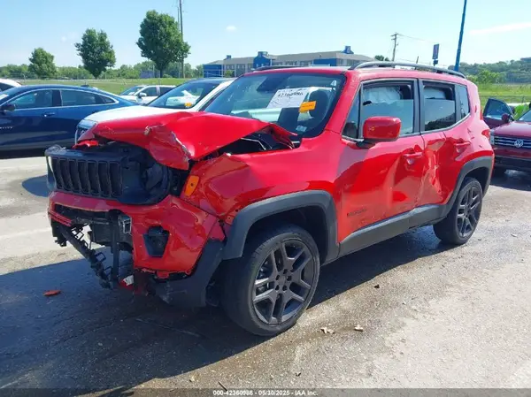 ZACNJDB16NPN61995 2022 JEEP RENEGADE - Image 2