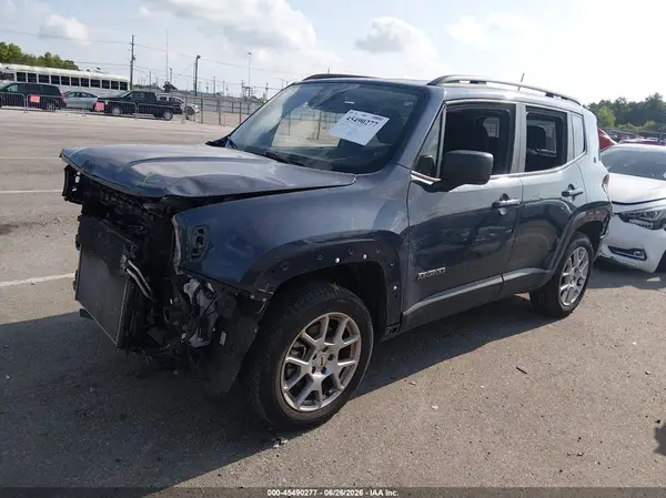 ZACNJDB16NPN78604 2022 JEEP RENEGADE - Image 2