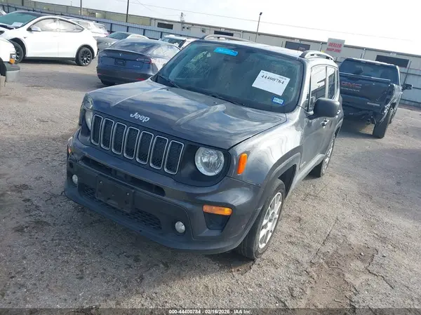 ZACNJDB16NPN83396 2022 JEEP RENEGADE - Image 2