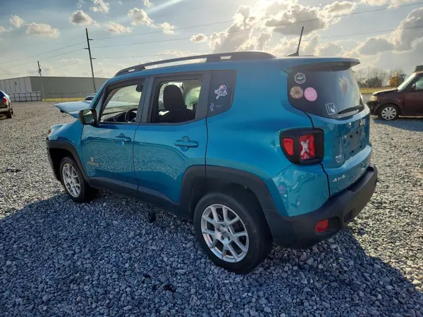 ZACNJDB16NPN83740 2022 JEEP RENEGADE - Image 2