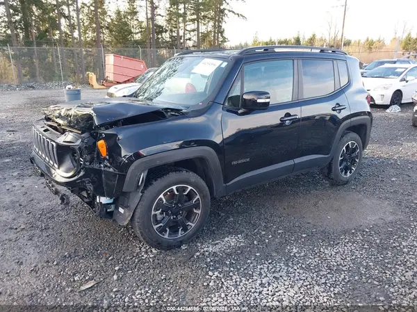 ZACNJDB16PPP30206 2023 JEEP RENEGADE - Image 2
