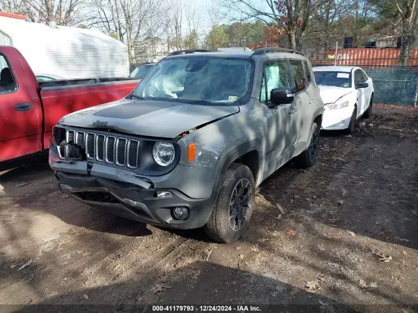 ZACNJDB16PPP56269 2023 JEEP RENEGADE - Image 2