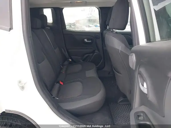 ZACNJDB16PPP71600 2023 JEEP RENEGADE - Image 8
