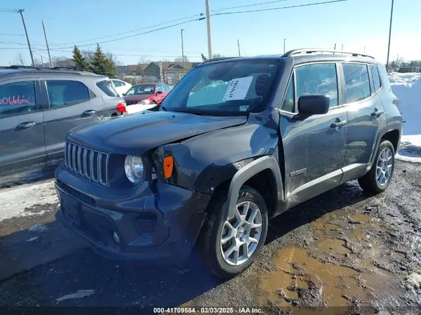 ZACNJDB17NPN56708 2022 JEEP RENEGADE - Image 2
