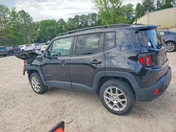ZACNJDB17NPN70494 2022 JEEP RENEGADE - Image 2