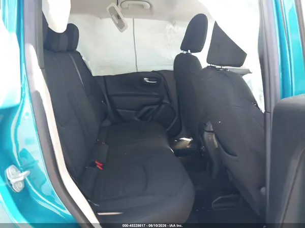 ZACNJDB17NPN77851 2022 JEEP RENEGADE - Image 8