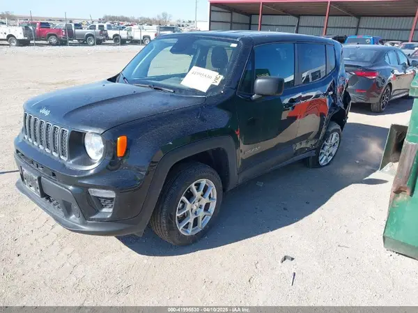 ZACNJDB17PPP16251 2023 JEEP RENEGADE - Image 2