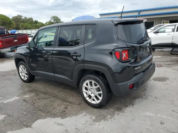 ZACNJDB17PPP26391 2023 JEEP RENEGADE - Image 2