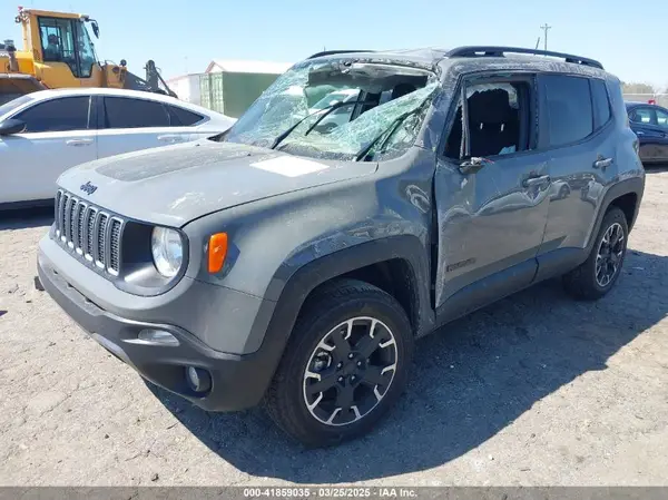 ZACNJDB17PPP40954 2023 JEEP RENEGADE - Image 2