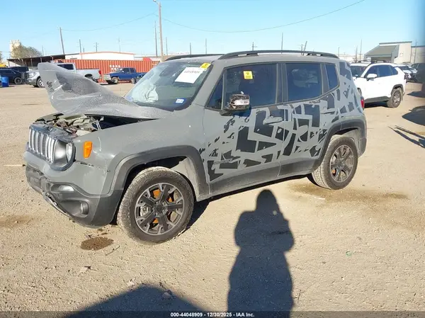 ZACNJDB17PPP56586 2023 JEEP RENEGADE - Image 2