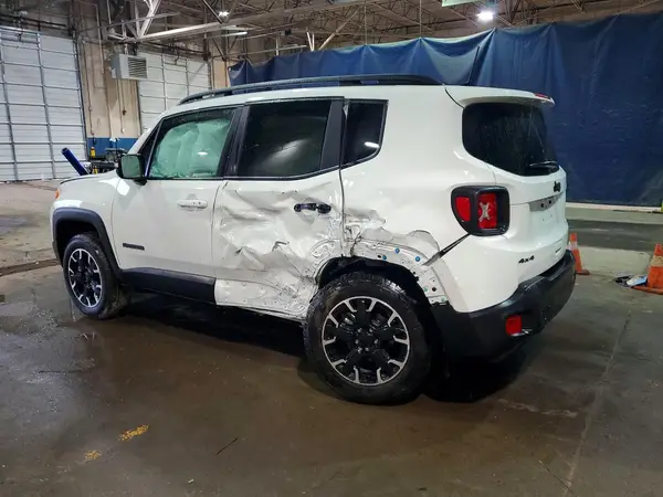 ZACNJDB17PPP61657 2023 JEEP RENEGADE - Image 2