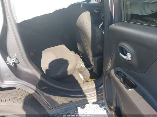 ZACNJDB17PPP63523 2023 JEEP RENEGADE - Image 8
