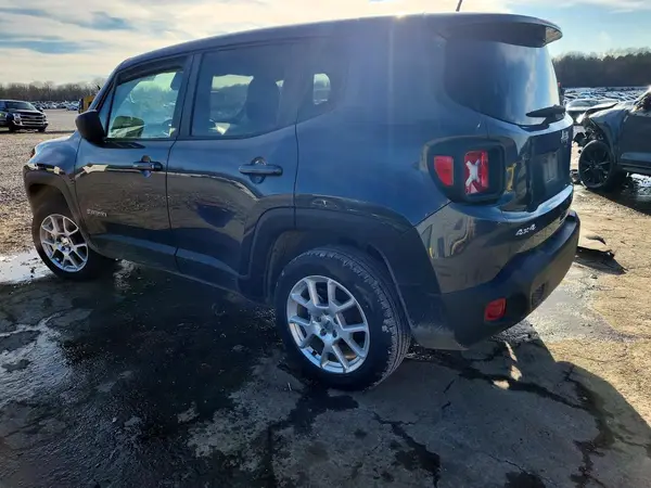 ZACNJDB17PPP65045 2023 JEEP RENEGADE - Image 2