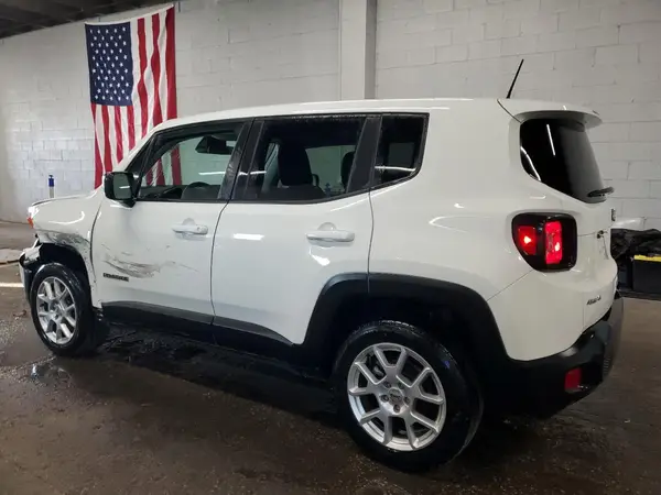 ZACNJDB17PPP68138 2023 JEEP RENEGADE - Image 2