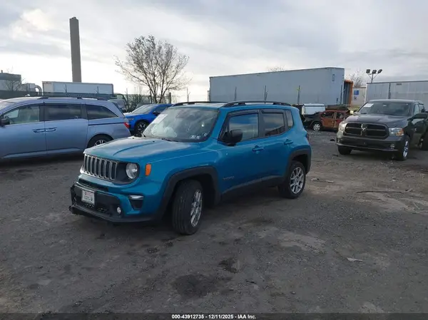 ZACNJDB18NPN46625 2022 JEEP RENEGADE - Image 2