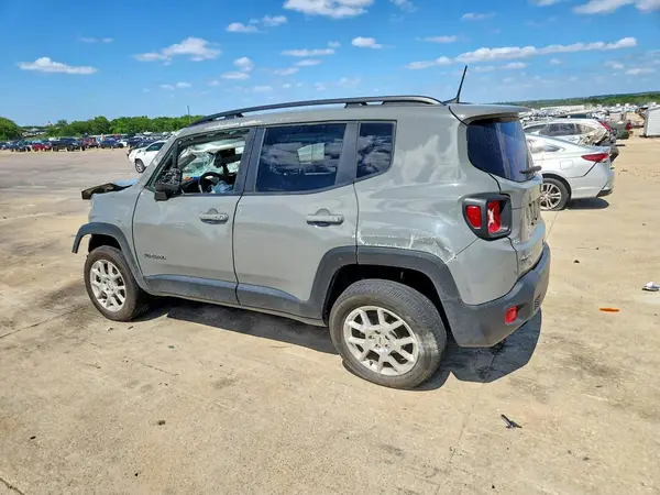 ZACNJDB18NPN78992 2022 JEEP RENEGADE - Image 2