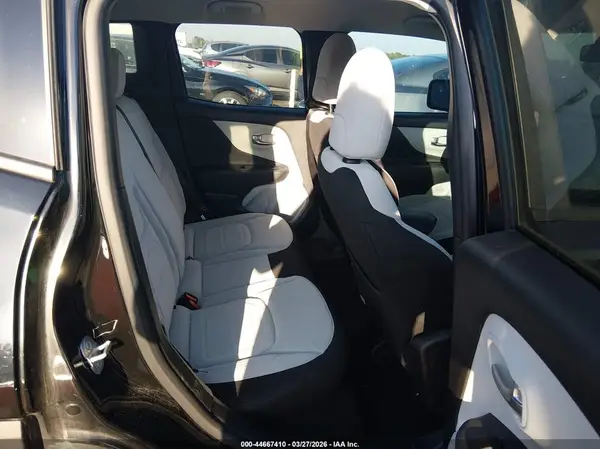 ZACNJDB18NPN90852 2022 JEEP RENEGADE - Image 8