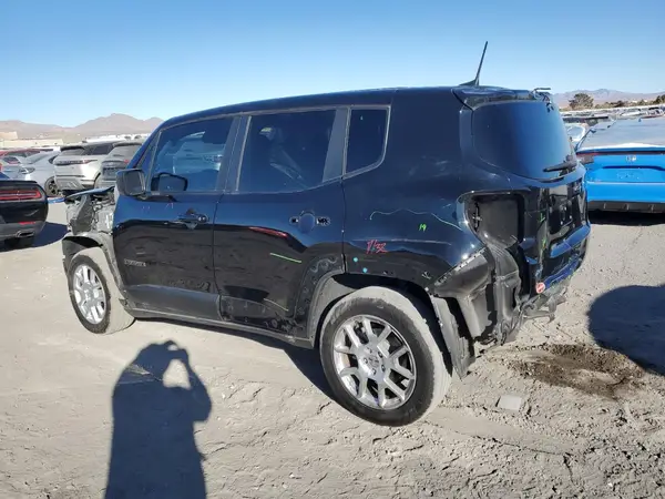 ZACNJDB18PPP12287 2023 JEEP RENEGADE - Image 2