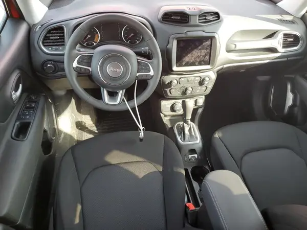 ZACNJDB18PPP15934 2023 JEEP RENEGADE - Image 8