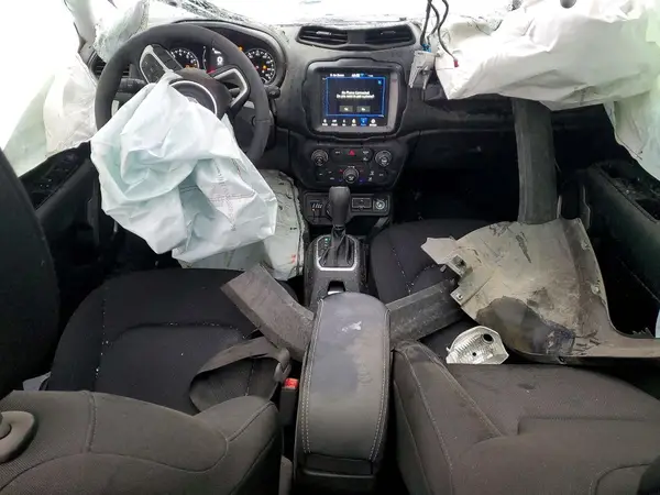 ZACNJDB18PPP60372 2023 JEEP RENEGADE - Image 8
