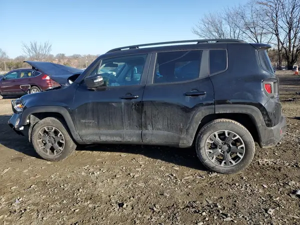 ZACNJDB18PPP61327 2023 JEEP RENEGADE - Image 2