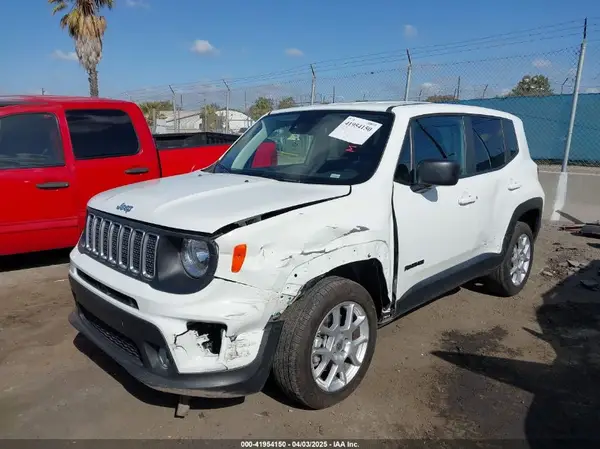 ZACNJDB18PPP67161 2023 JEEP RENEGADE - Image 2