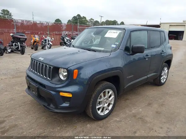 ZACNJDB18PPP70609 2023 JEEP RENEGADE - Image 2