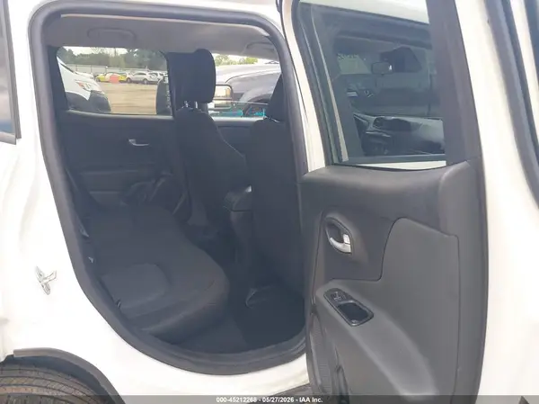 ZACNJDB18PPP72473 2023 JEEP RENEGADE - Image 8