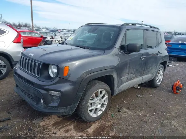 ZACNJDB19NPN66334 2022 JEEP RENEGADE - Image 2