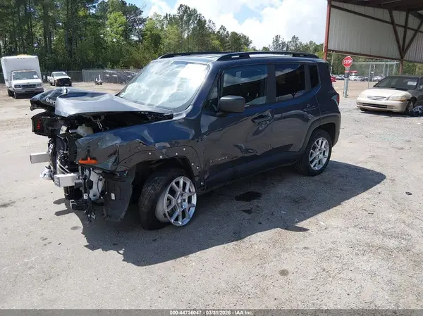 ZACNJDB19NPN78614 2022 JEEP RENEGADE - Image 2