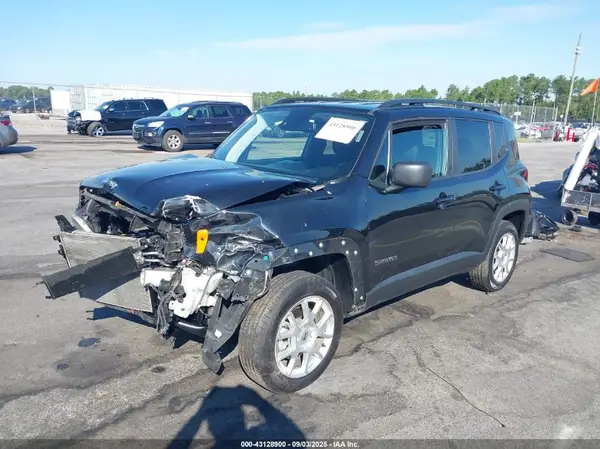 ZACNJDB19NPN78712 2022 JEEP RENEGADE - Image 2