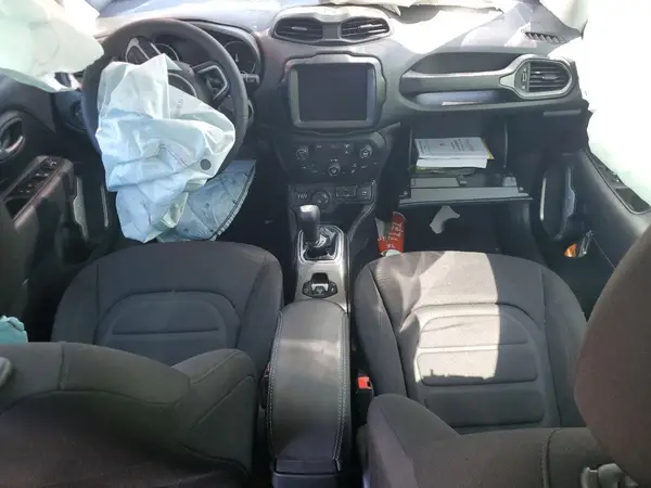 ZACNJDB19NPN80850 2022 JEEP RENEGADE - Image 8